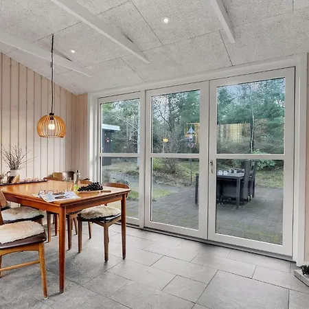 2 Bedroom Amazing In Ferienhaus *