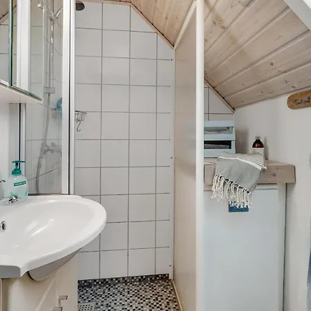 2 Bedroom Amazing In Hemmet