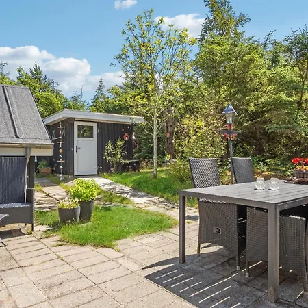2 Bedroom Amazing In Hemmet